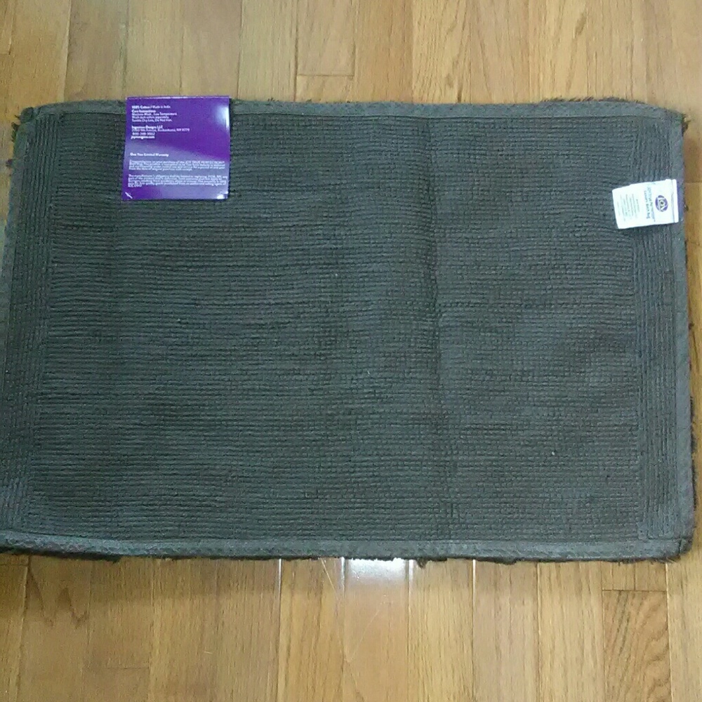 JOY MANGANO Rug NEW - Picture 3 of 3